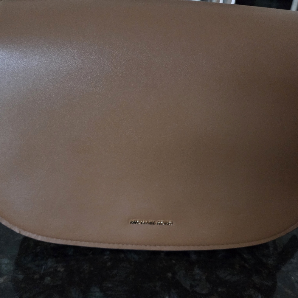 Michael Kors Tan Leather Crossbody Bag New Q